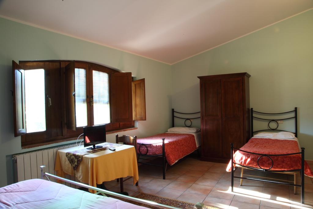 Il Vecchio Mulino Villa Massa Martana Ruang foto